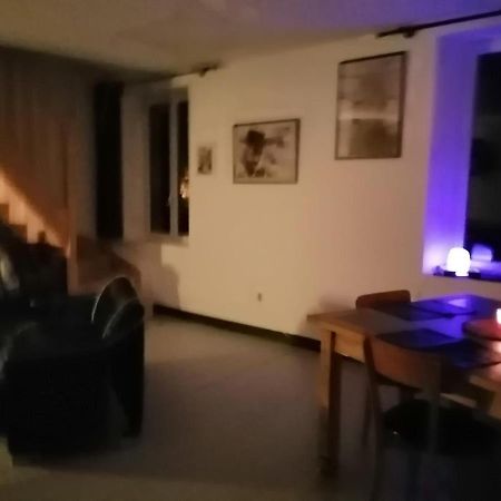 Au Repos Du Verger Couvrelles Exterior foto