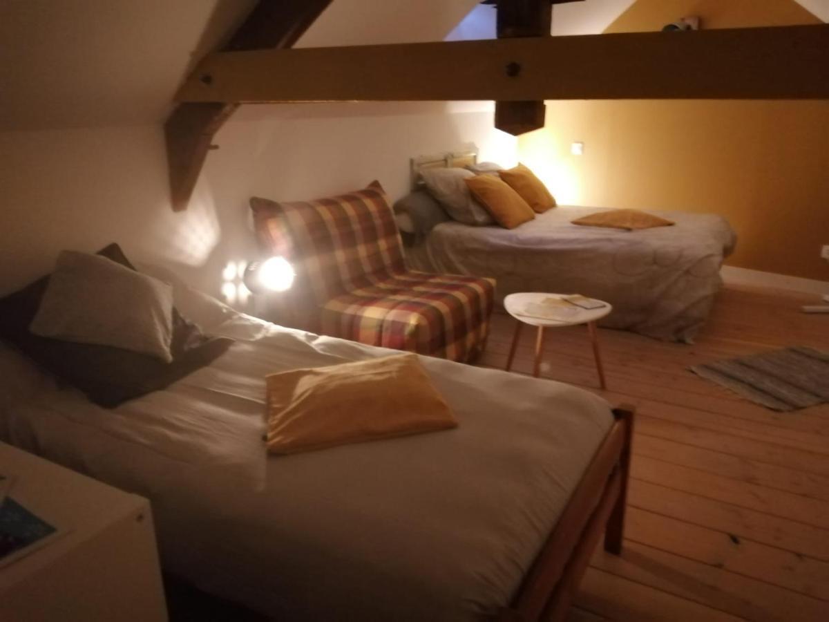 Au Repos Du Verger Couvrelles Exterior foto